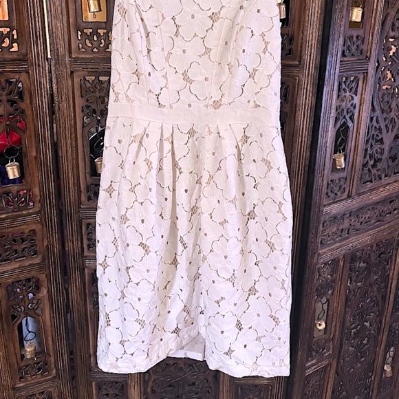 LAFAYETTE 148 NEW YORK WHITE FLORAL STRAPLESS PRINT DRESS SMALL - Picture 2 of 4